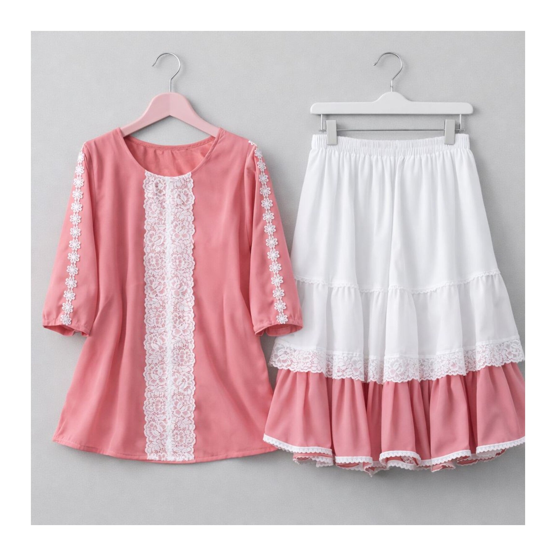 Trendy Ladies Tops and Skirt Set - Peach