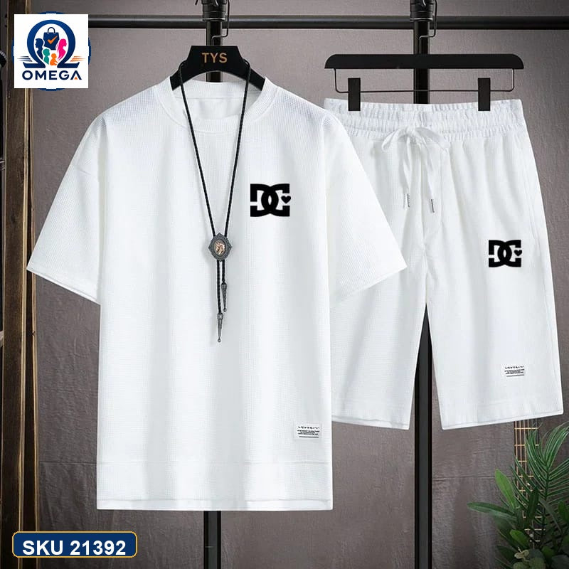 Mash T-Shirt and Shorts Combo White DC Star Logo product photo | OmegaBD